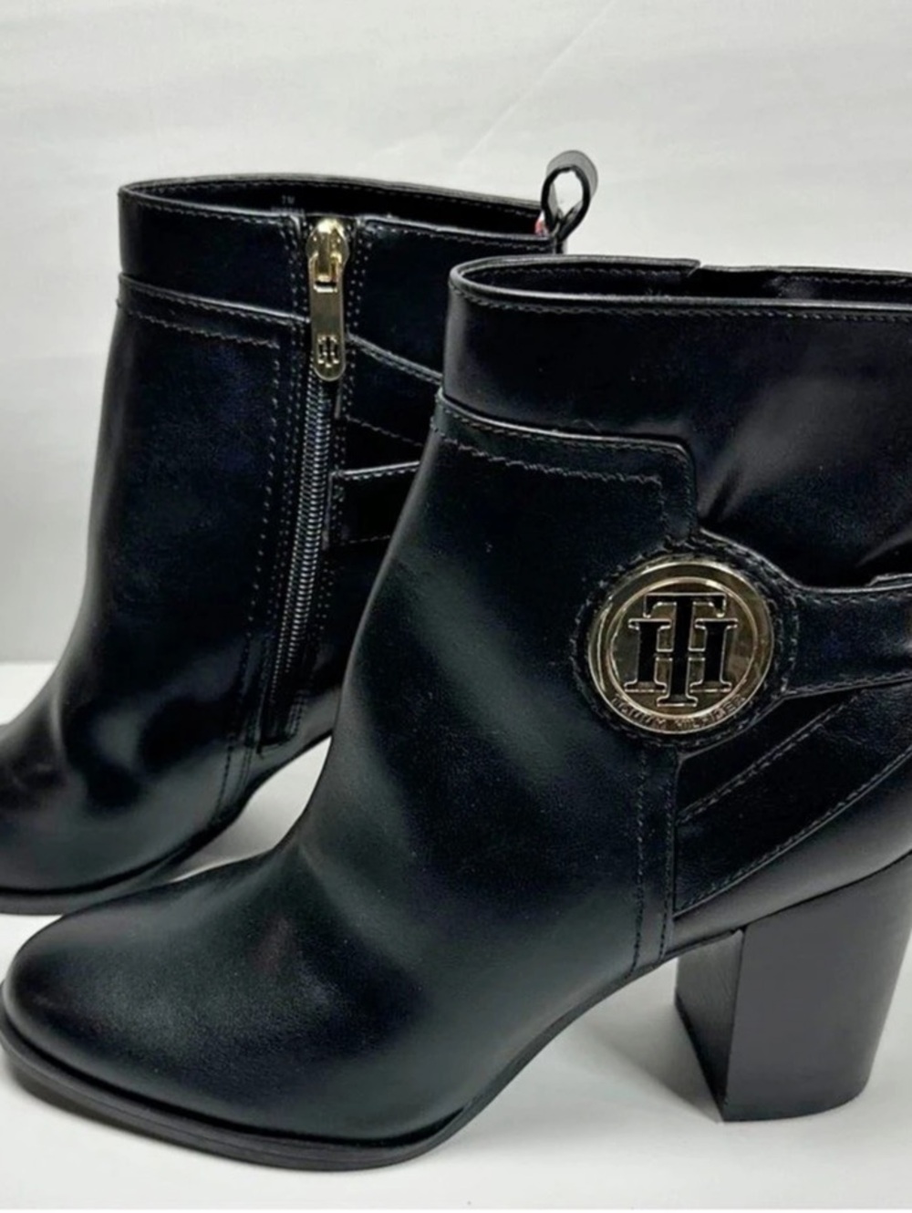 Tommy Hilfiger Logo Hardware Block Heel Ankle Boot Boots Black US 7 M